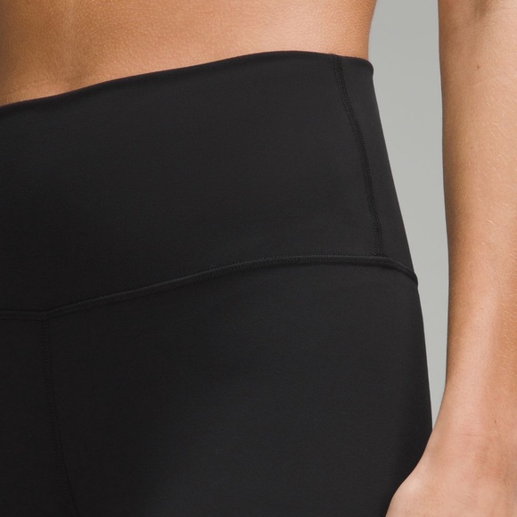 Lululemon Align Women's Black High-Waisted Short 4” - Picture 5 of 11